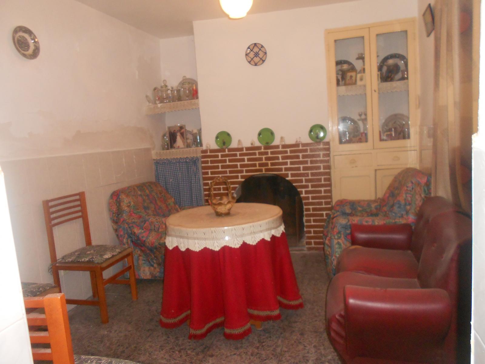 House for sale in Pliego